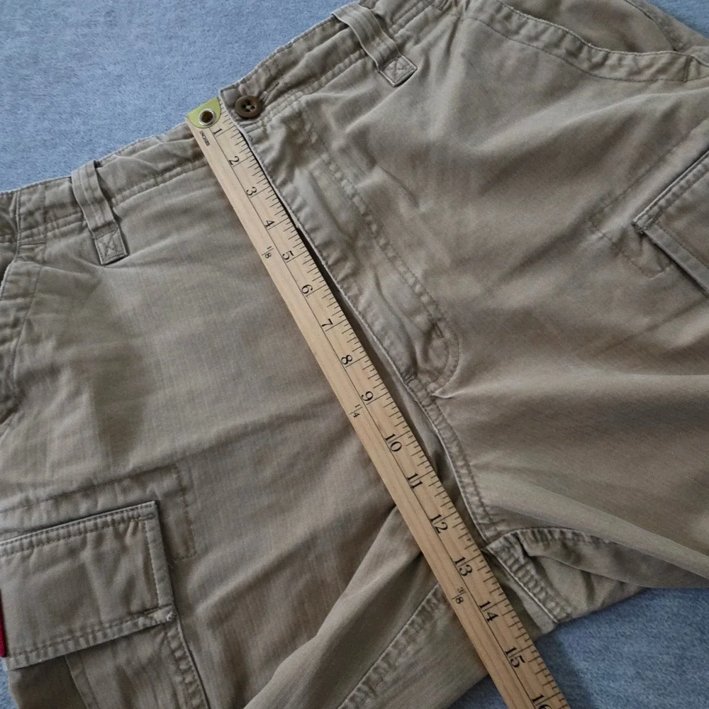 Abercrombie and Fitch Mens Tan Khaki Herringbone Cargo Shorts Size 31 T-2083